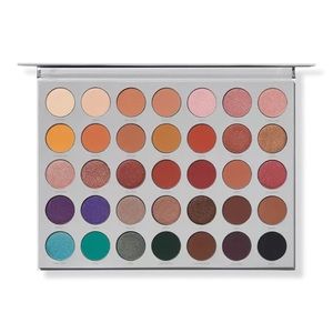 Jaclyn Hill Morphe eyeshadow palette